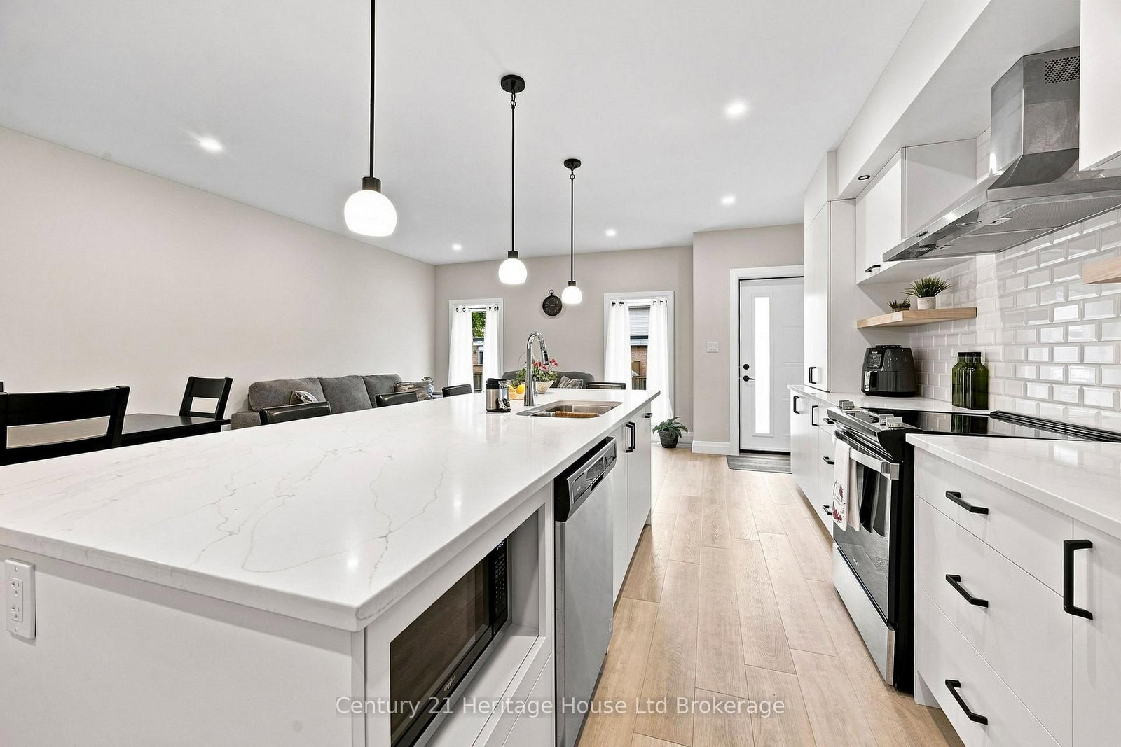 361 Quarter Town Line • #1102 • Tillsonburg, ON photo 5