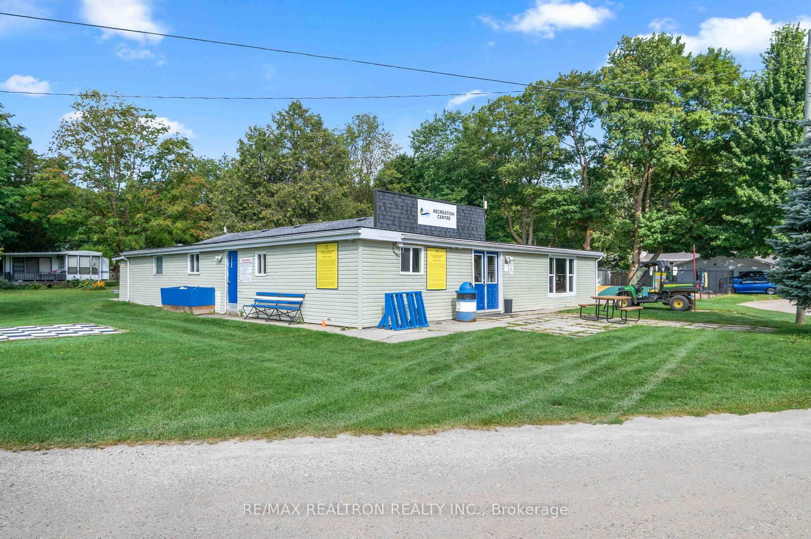 7489 SIDEROAD 5 E • #T102 • Wellington North, ON photo 29