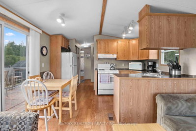 7489 SIDEROAD 5 E • #T102 • Wellington North, ON photo 9