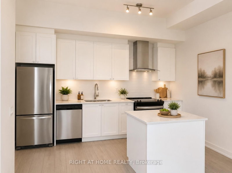 418 - 55 Duke Street W