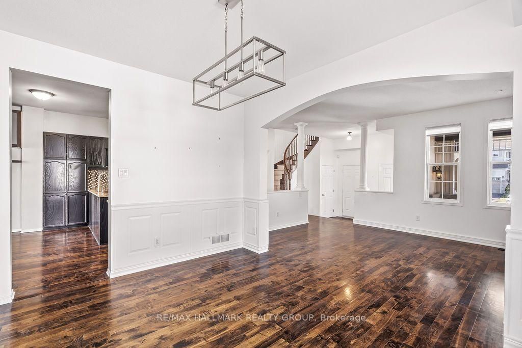 1037 Fieldfair Way • Orleans, ON photo 9