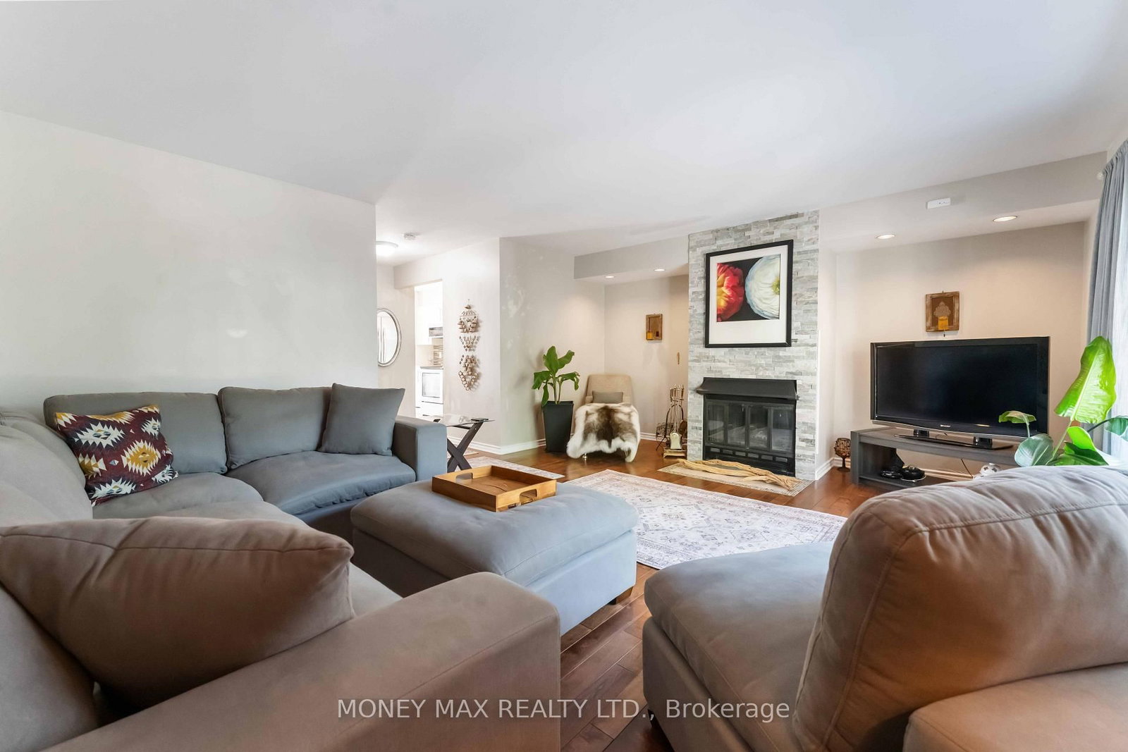 7 Forsyth Lane • #4 • Nepean, ON photo 5