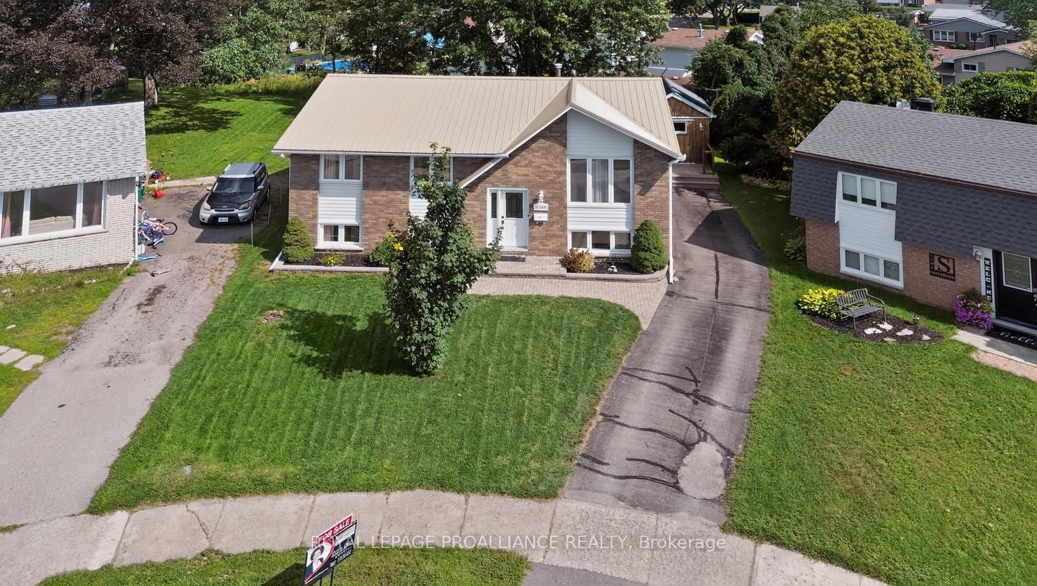 1305 Brockmount Place • Brockville, ON photo 3