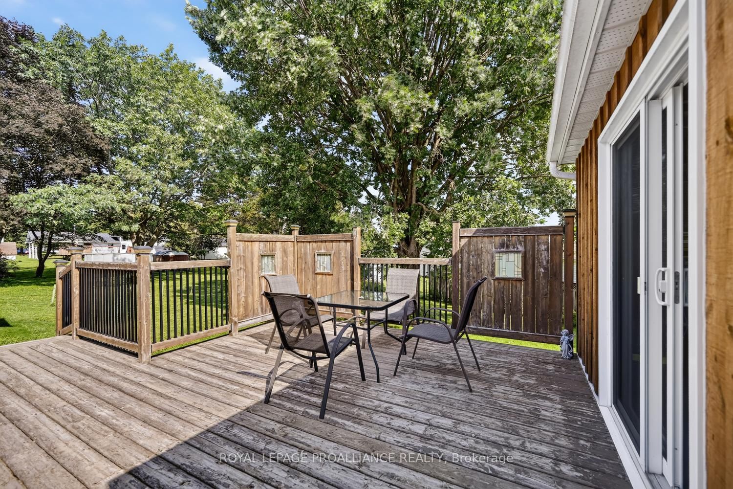 1305 Brockmount Place • Brockville, ON photo 34