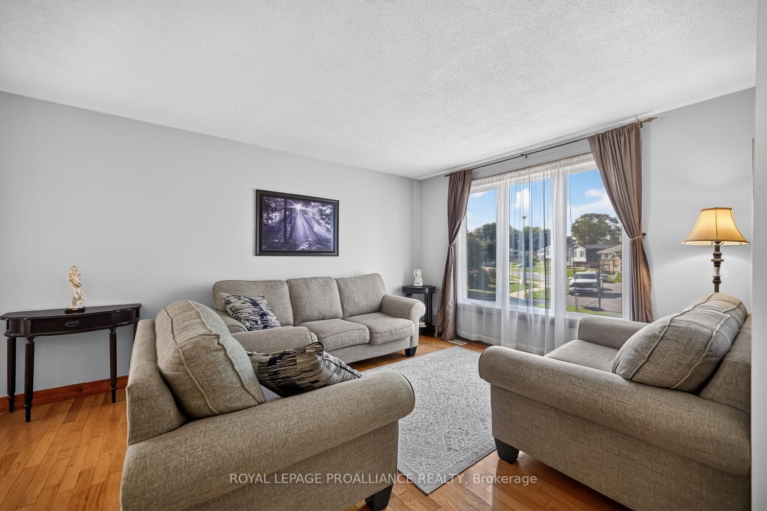 1305 Brockmount Place • Brockville, ON photo 5