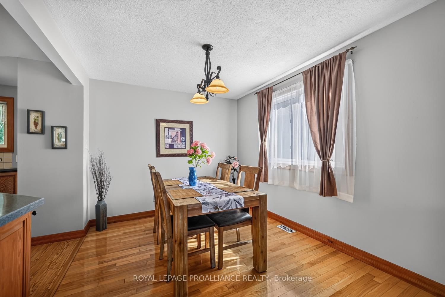 1305 Brockmount Place • Brockville, ON photo 6