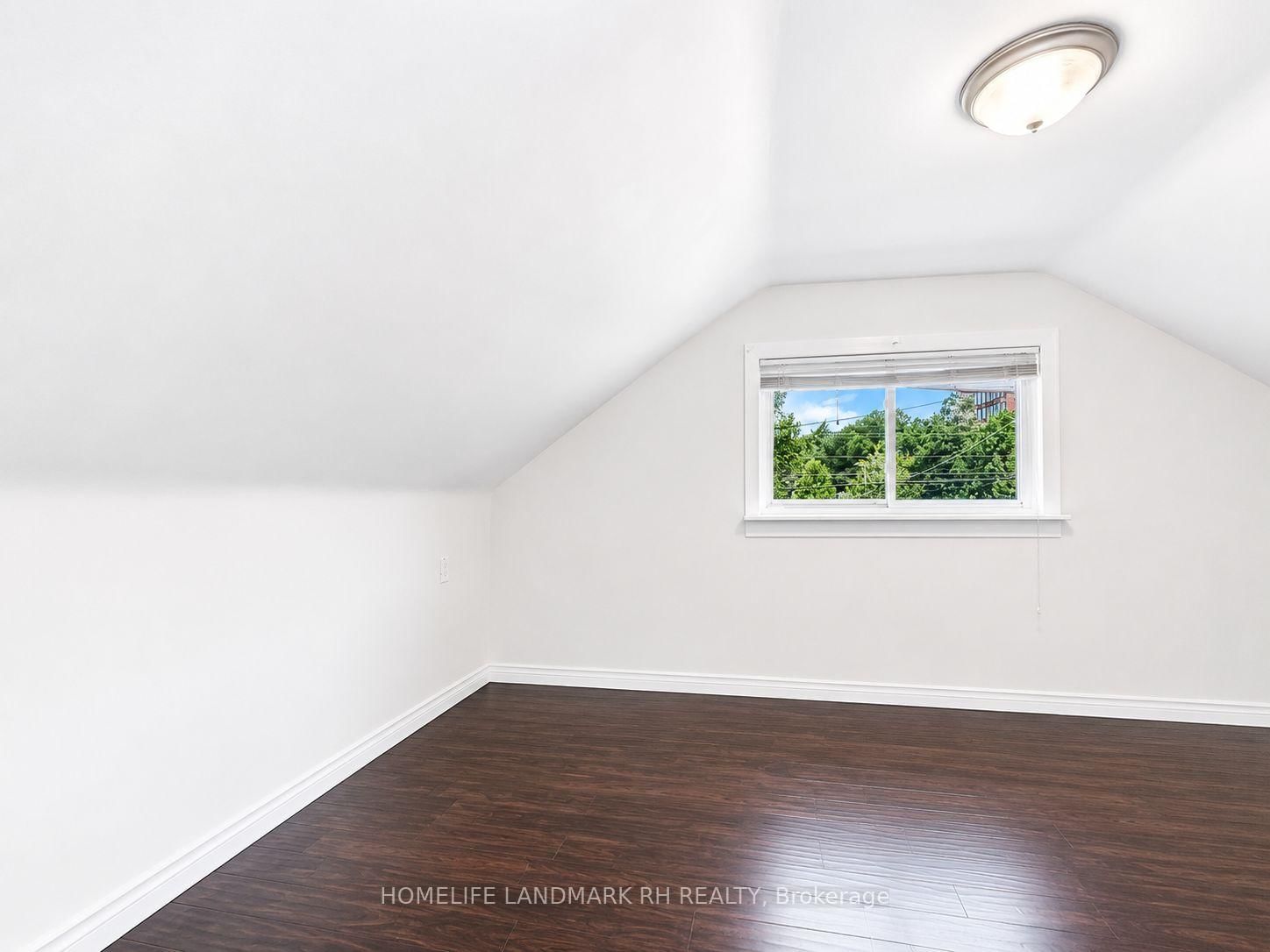 217 Limeridge Road W • Hamilton, ON photo 17