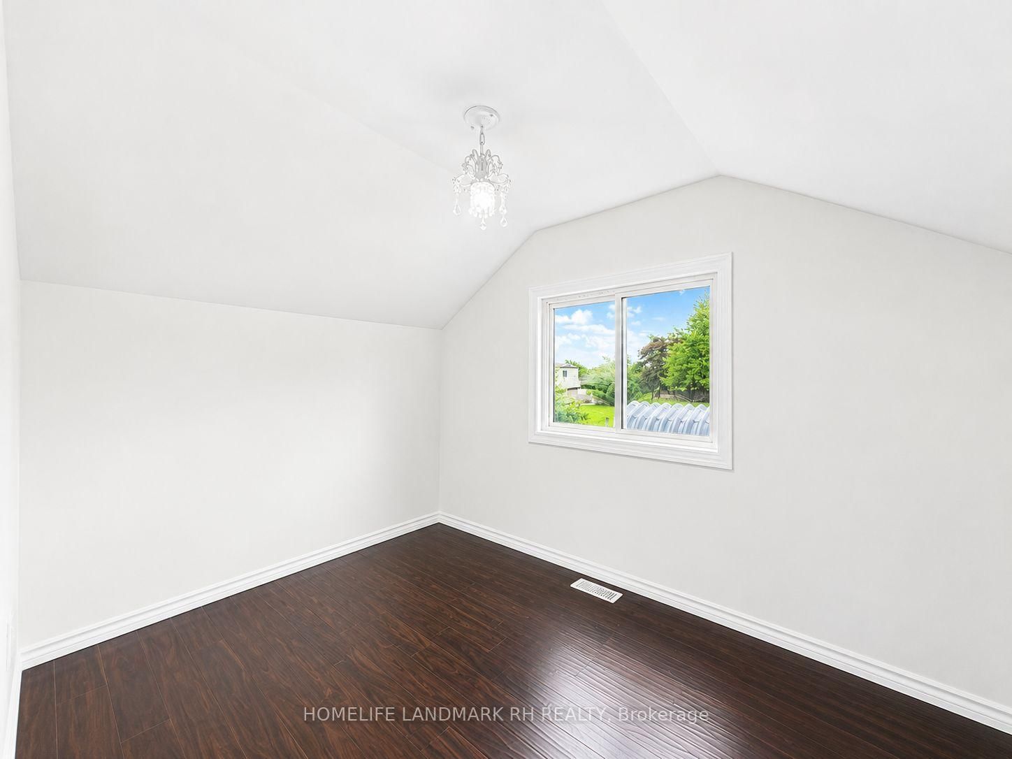 217 Limeridge Road W • Hamilton, ON photo 20