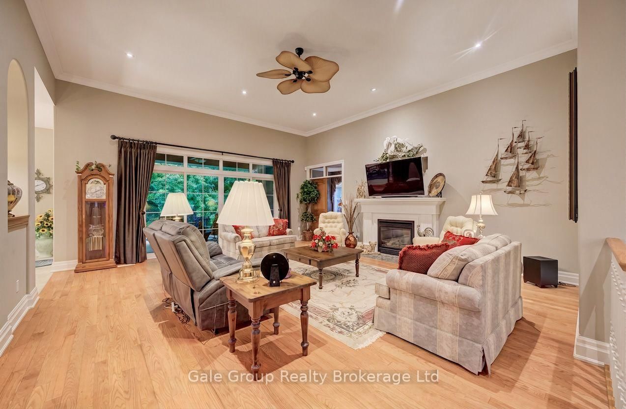 612 Lakeview Drive • Woodstock, ON photo 14
