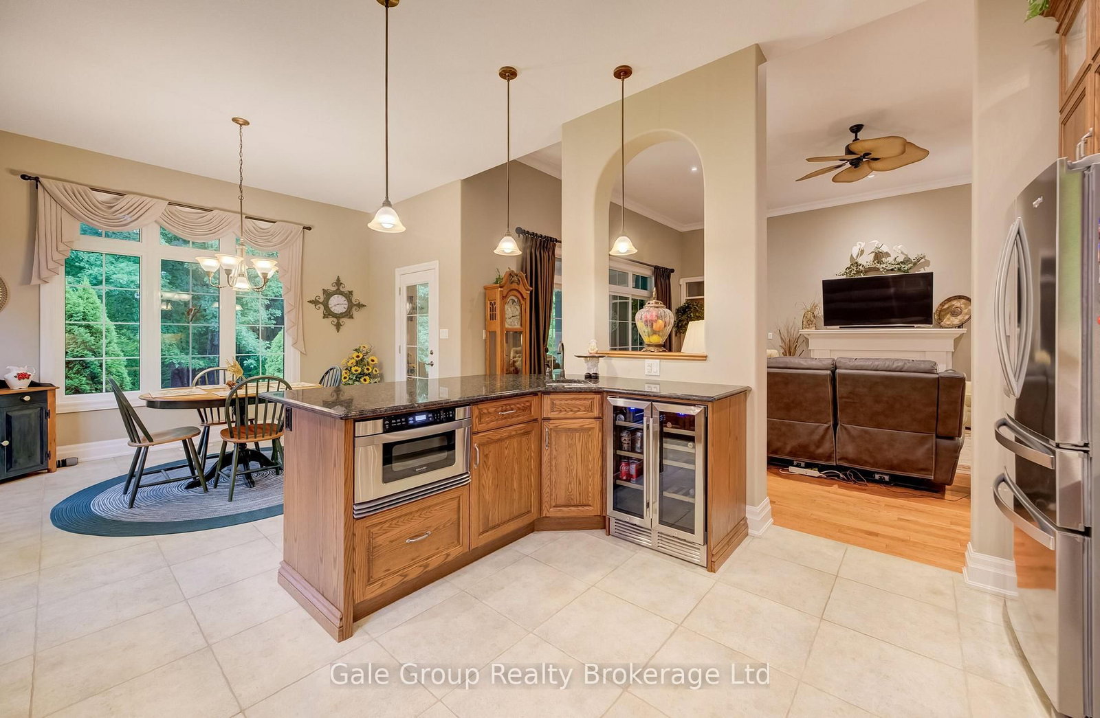 612 Lakeview Drive • Woodstock, ON photo 18