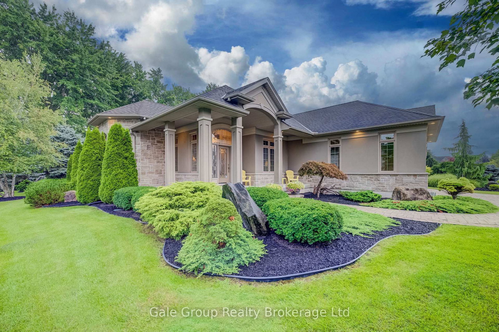 612 Lakeview Drive • Woodstock, ON photo 4
