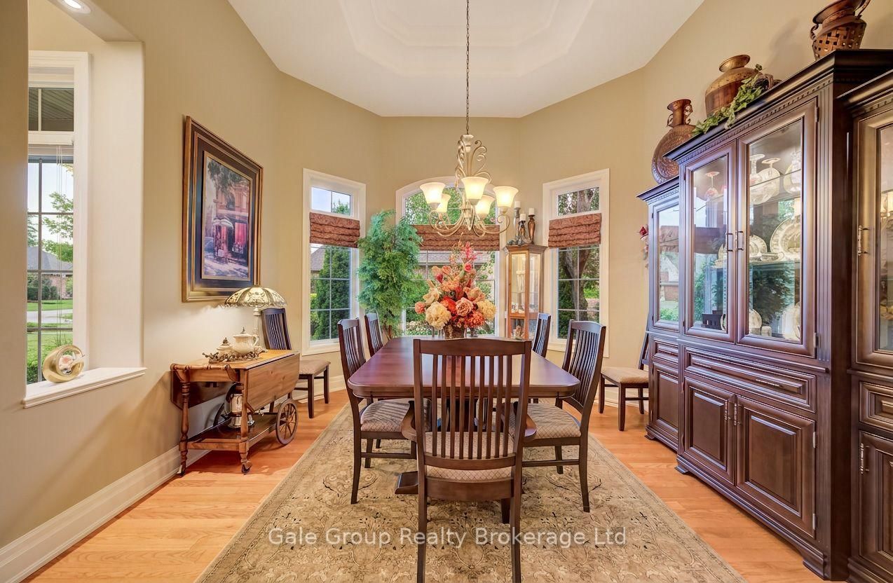612 Lakeview Drive • Woodstock, ON photo 8