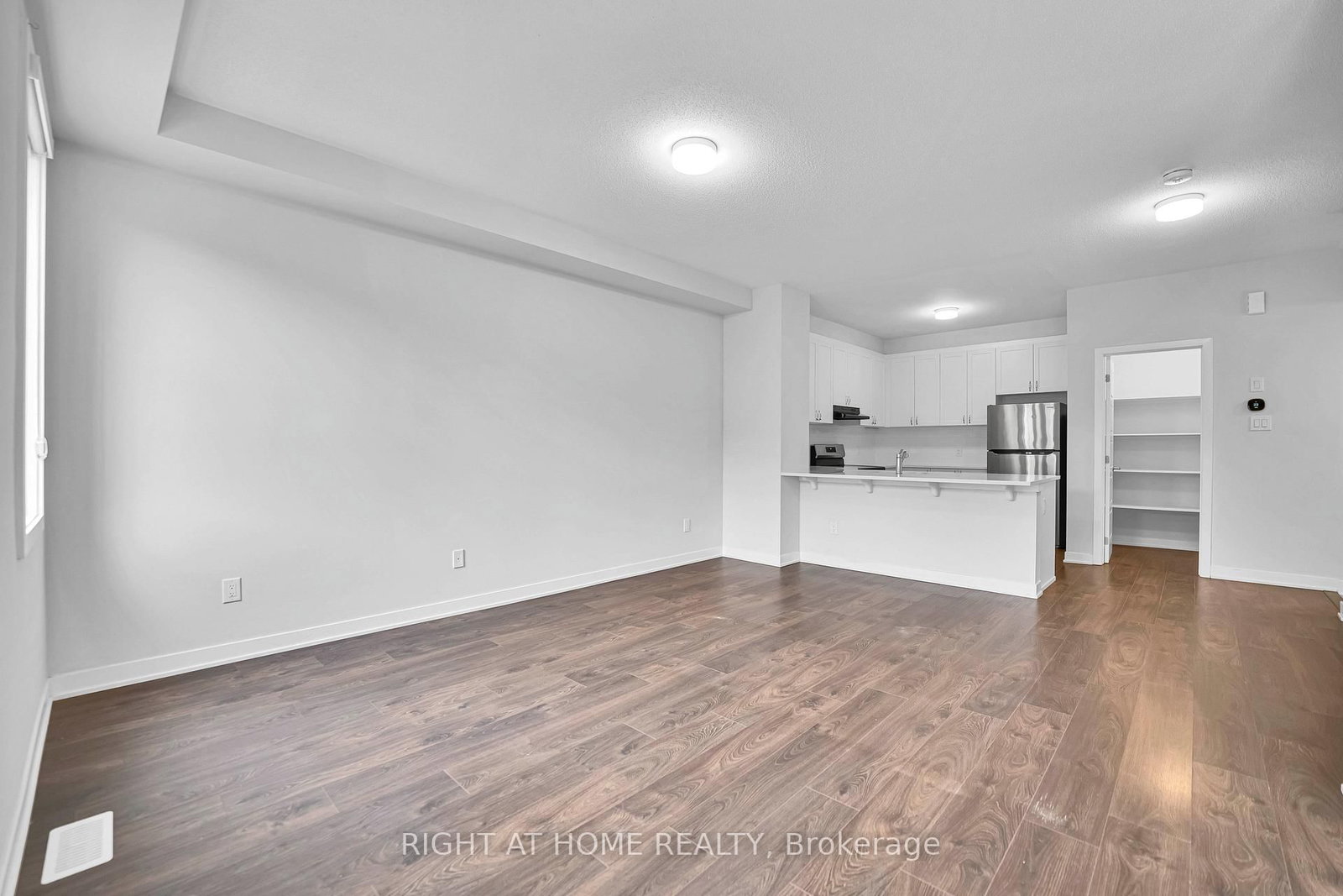 57 PLACETTE STITCH Mews • Richmond, ON photo 19