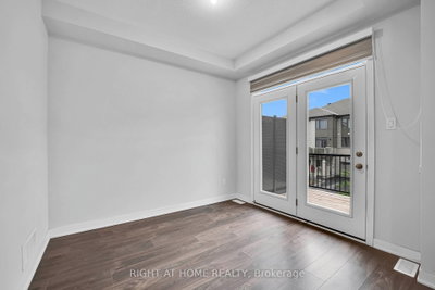 57 PLACETTE STITCH Mews • Richmond, ON photo 8