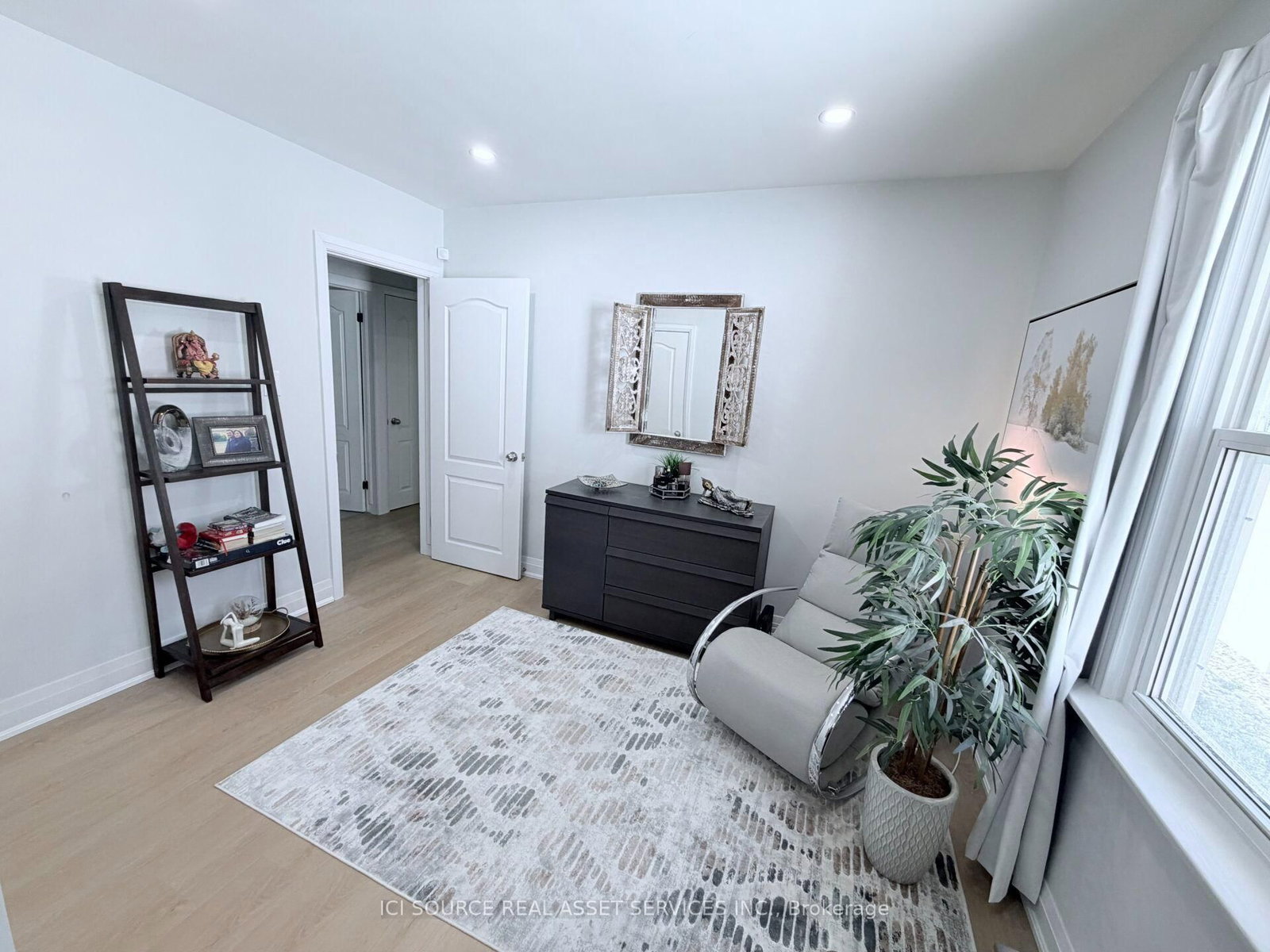 10 Draper Drive • St. Catharines, ON photo 10