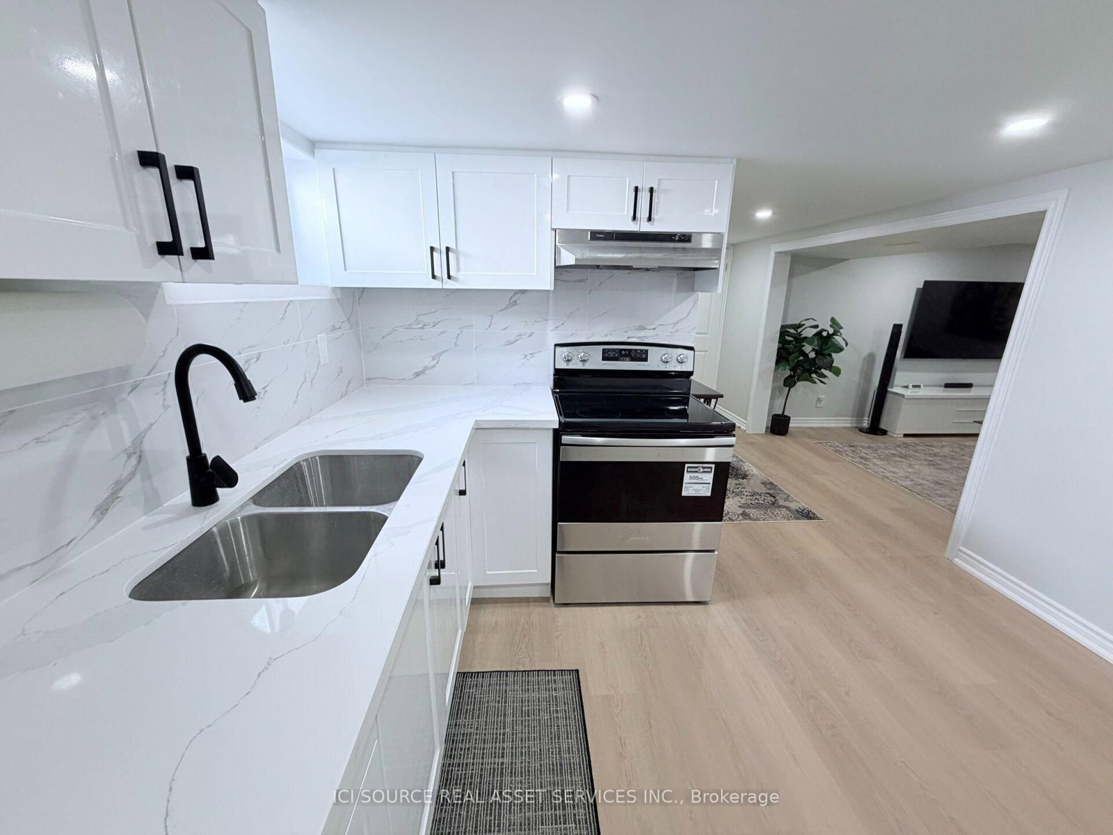 10 Draper Drive • St. Catharines, ON photo 23