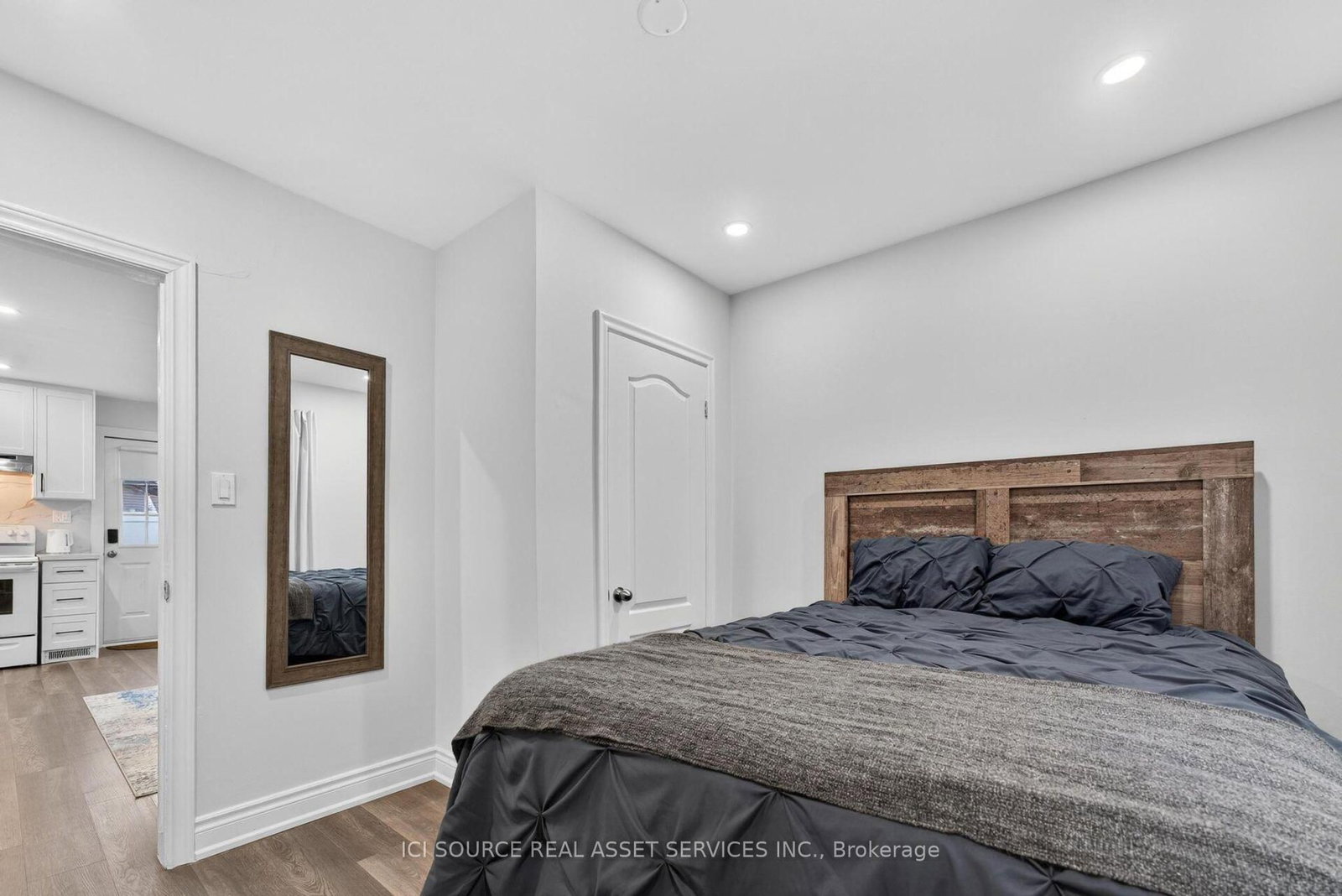 10 Draper Drive • St. Catharines, ON photo 37
