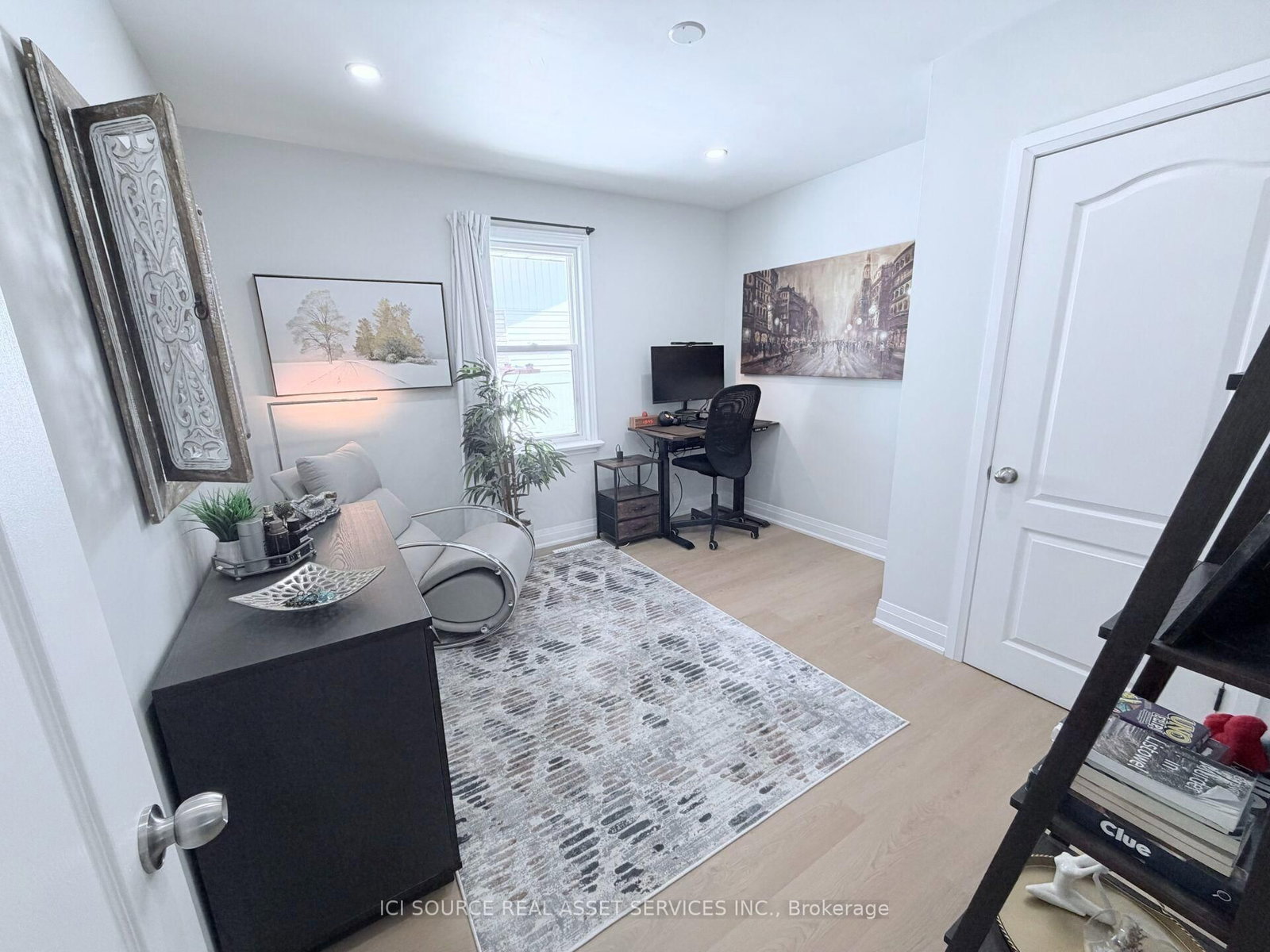 10 Draper Drive • St. Catharines, ON photo 9