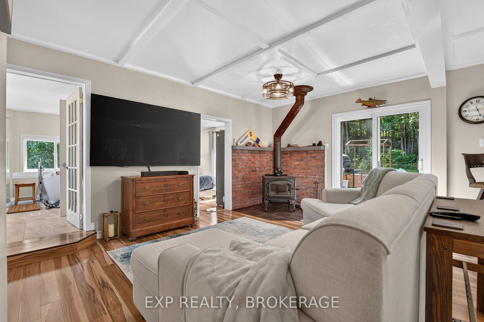 22053 HIGHWAY 7 • Maberly, ON photo 5