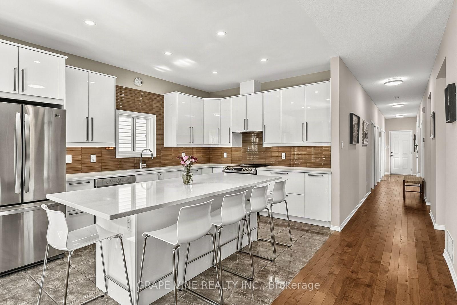 319 Parkin Circle • Ottawa, ON photo 11