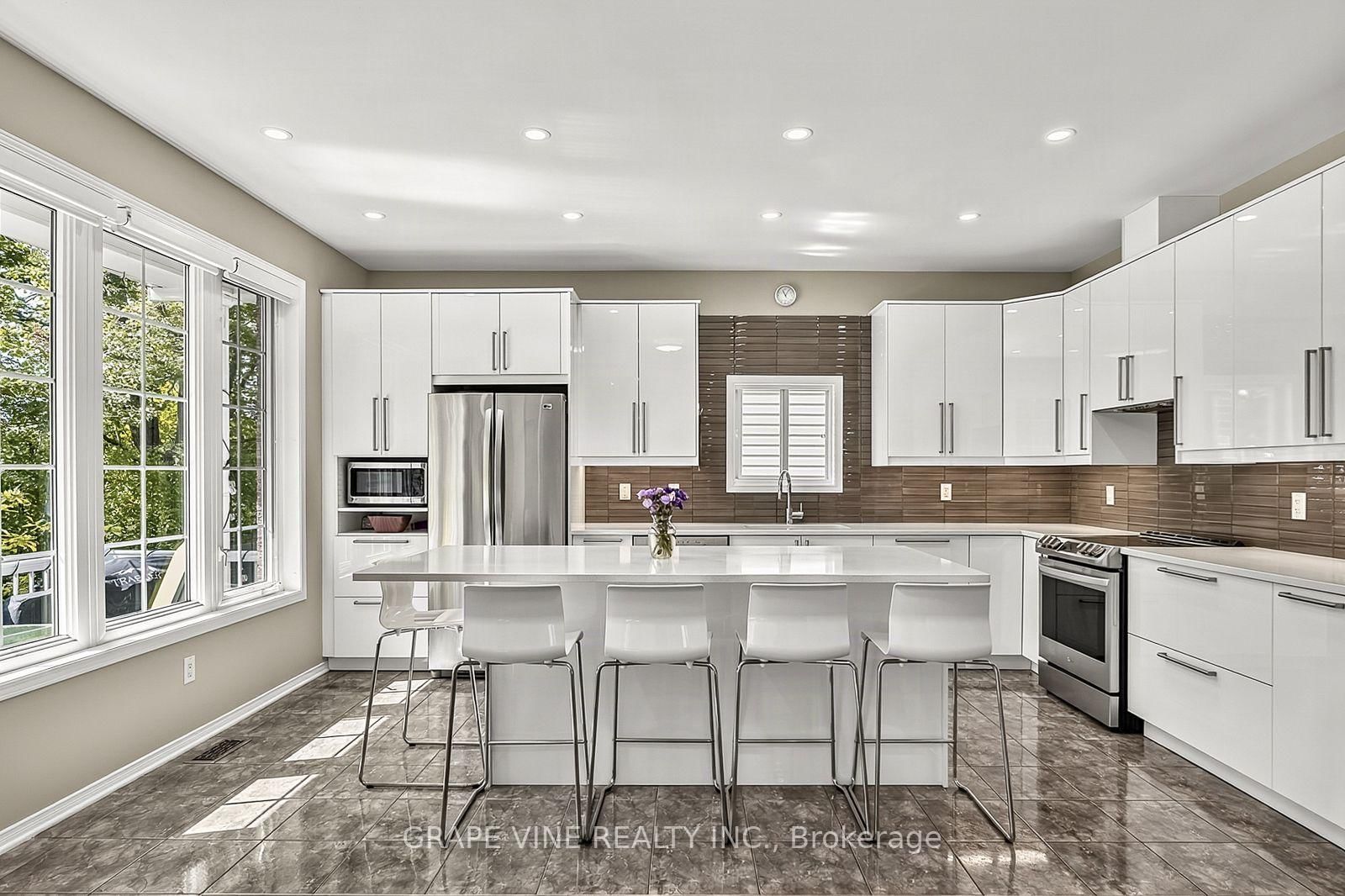 319 Parkin Circle • Ottawa, ON photo 14