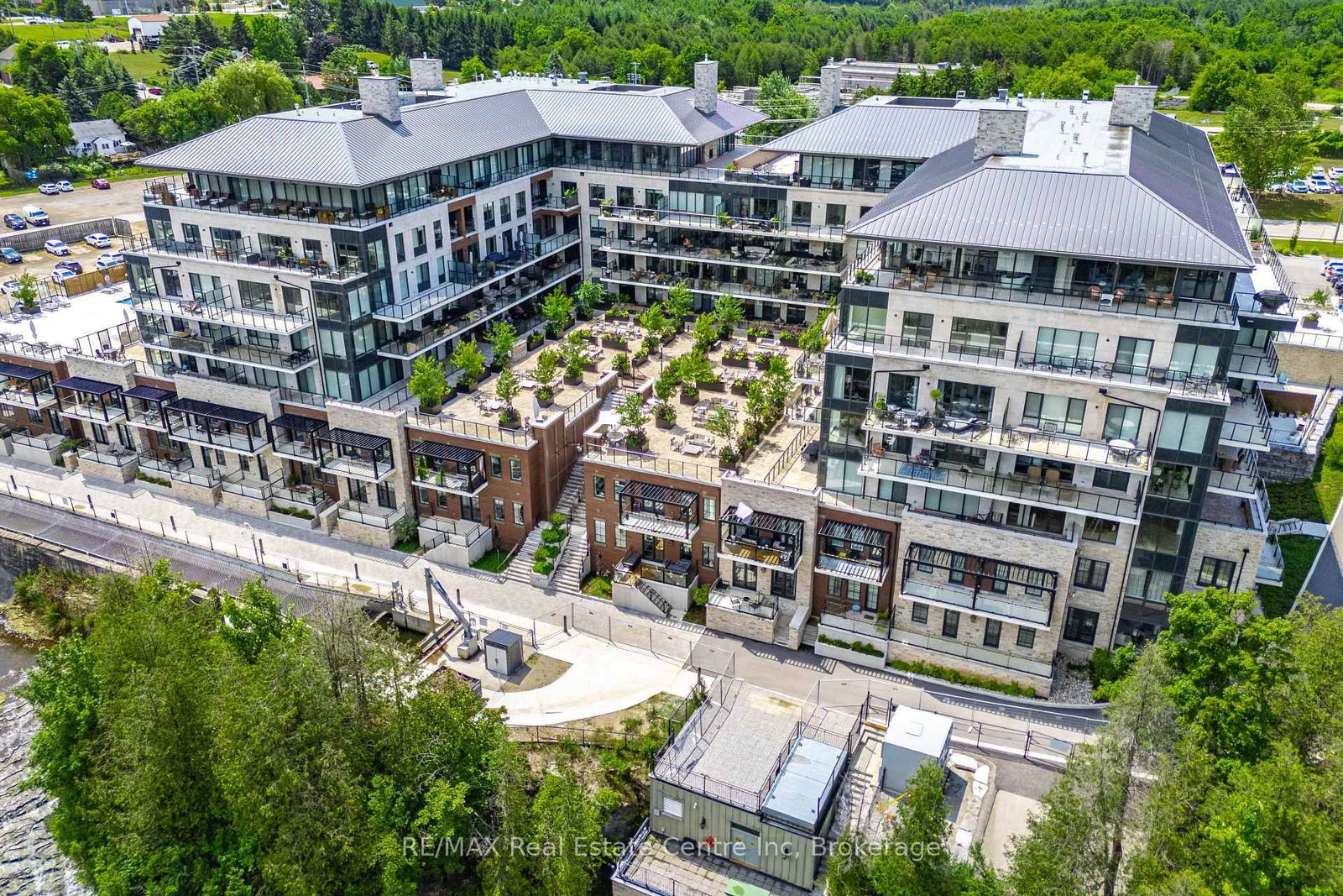 6523 Wellington Road 7 • #29 • Centre Wellington, ON photo 37