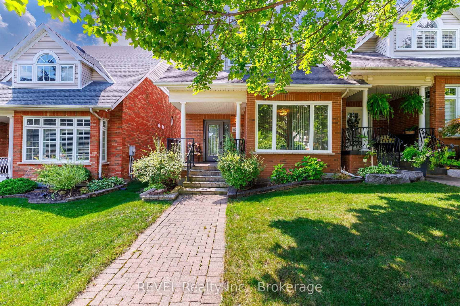 6280 Stonefield Park • Niagara Falls, ON photo 3