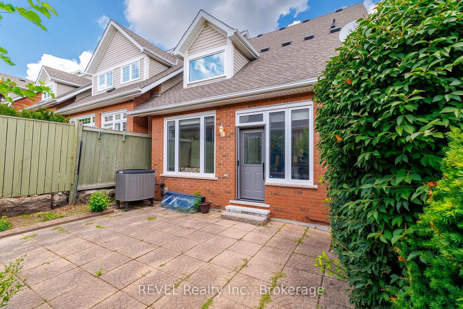 6280 Stonefield Park • Niagara Falls, ON photo 37