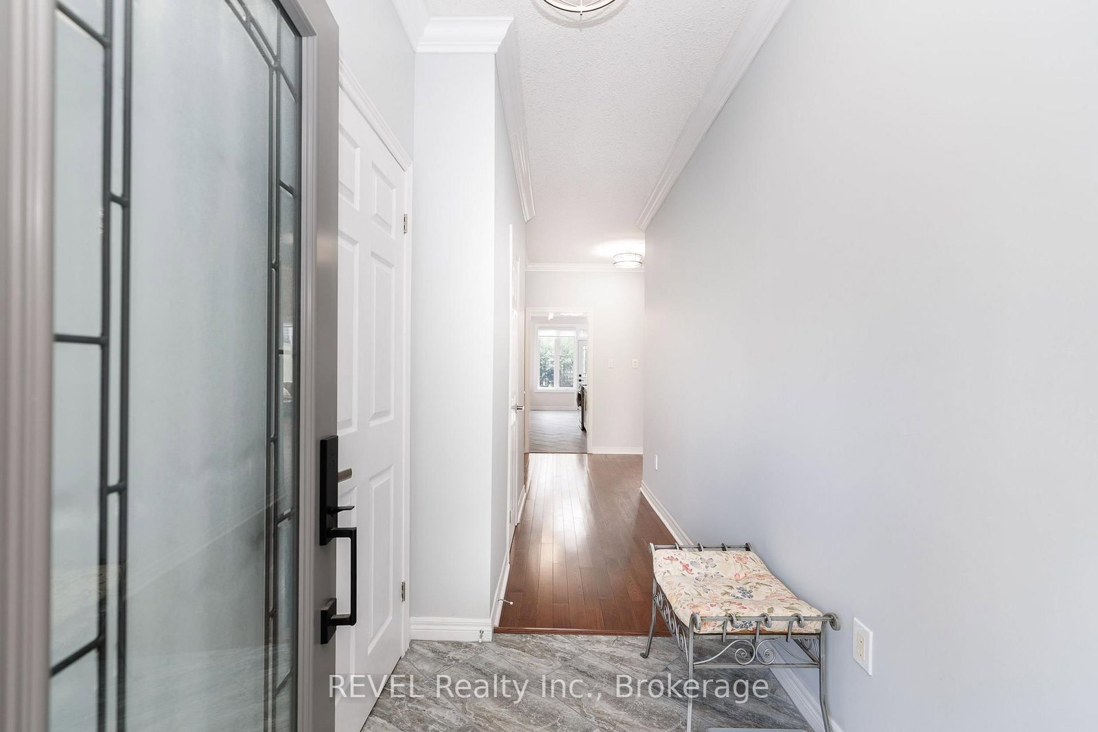 6280 Stonefield Park • Niagara Falls, ON photo 4