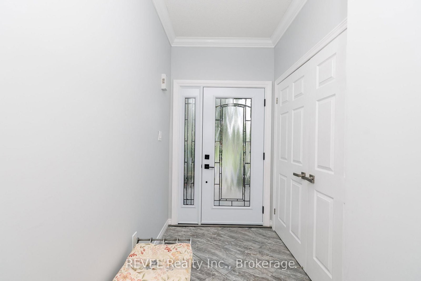 6280 Stonefield Park • Niagara Falls, ON photo 5