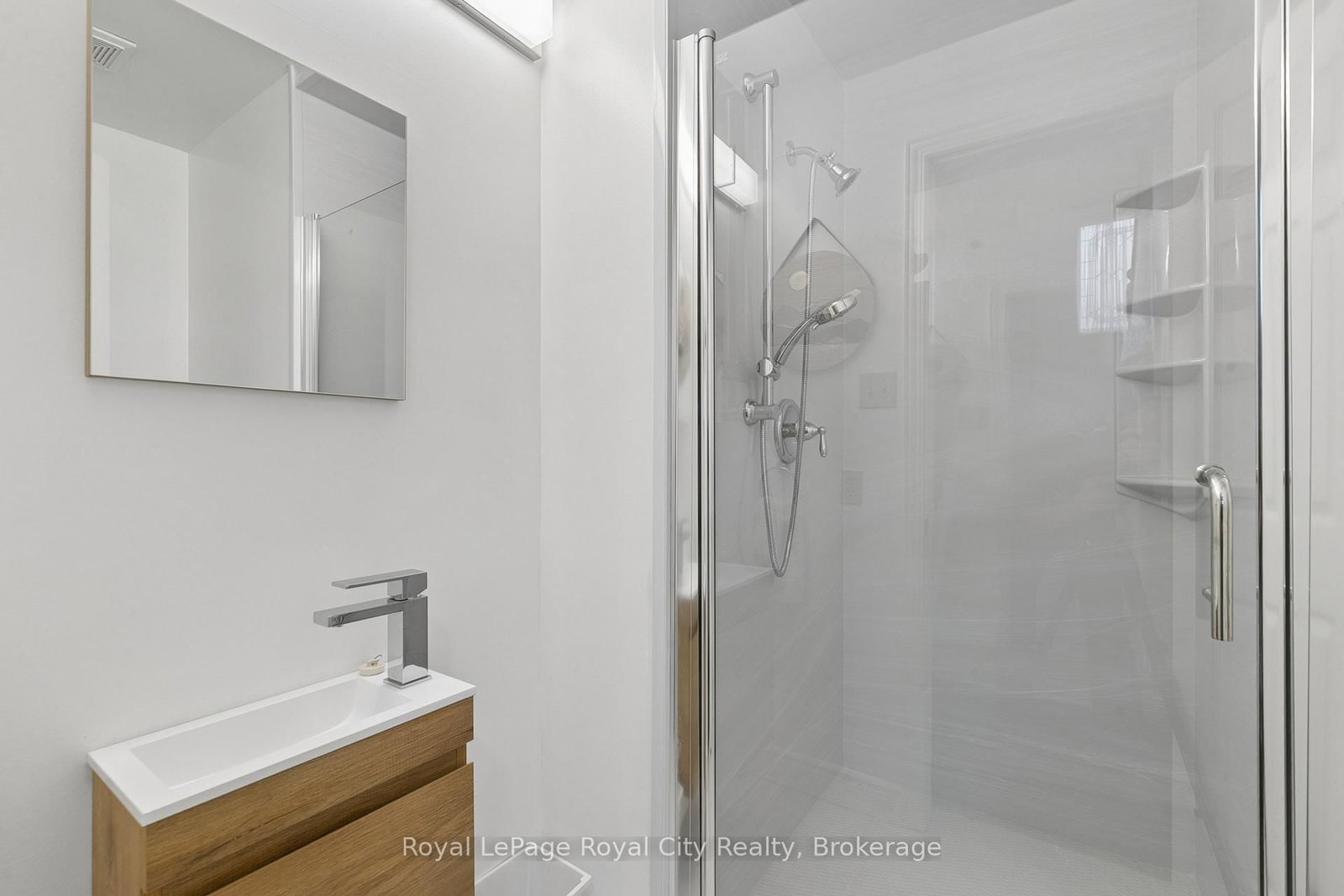 406 Ironwood Road • Guelph, ON photo 21