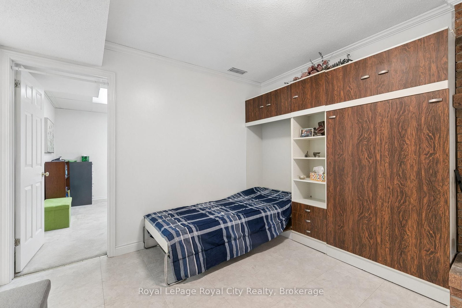 406 Ironwood Road • Guelph, ON photo 25