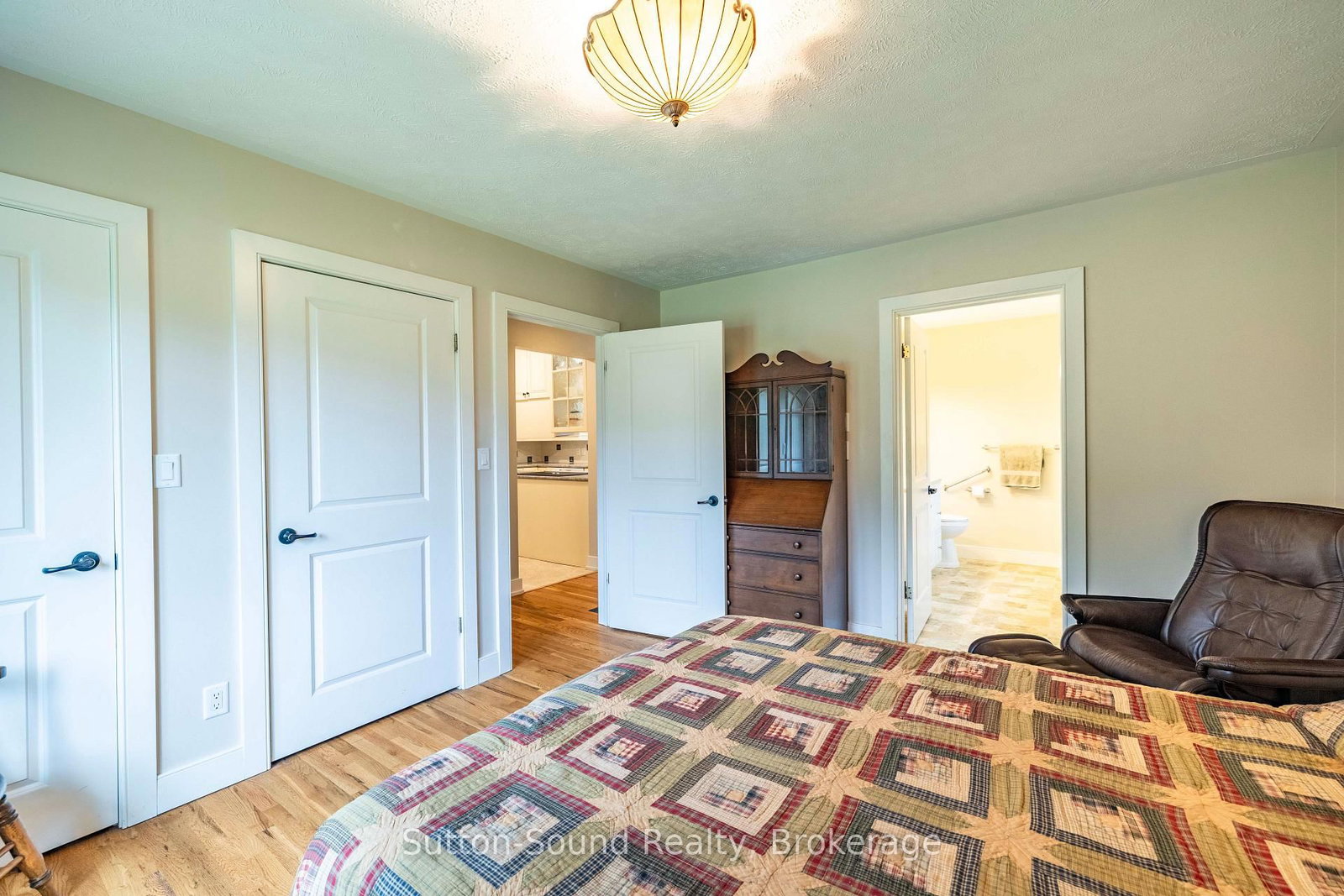 827 13th Street W • Georgian Bluffs, ON photo 21