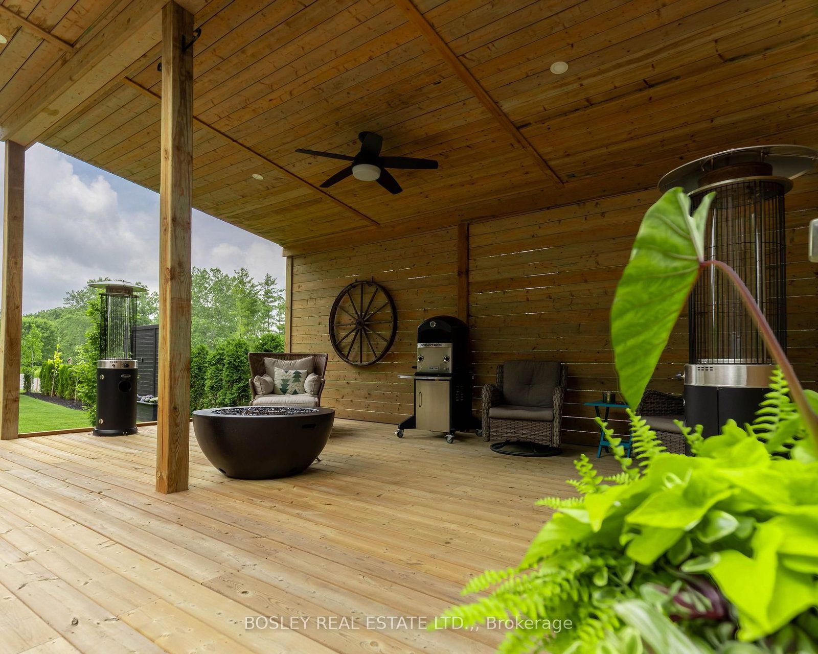 4949 Lyon's Parkway • Niagara Falls, ON photo 32