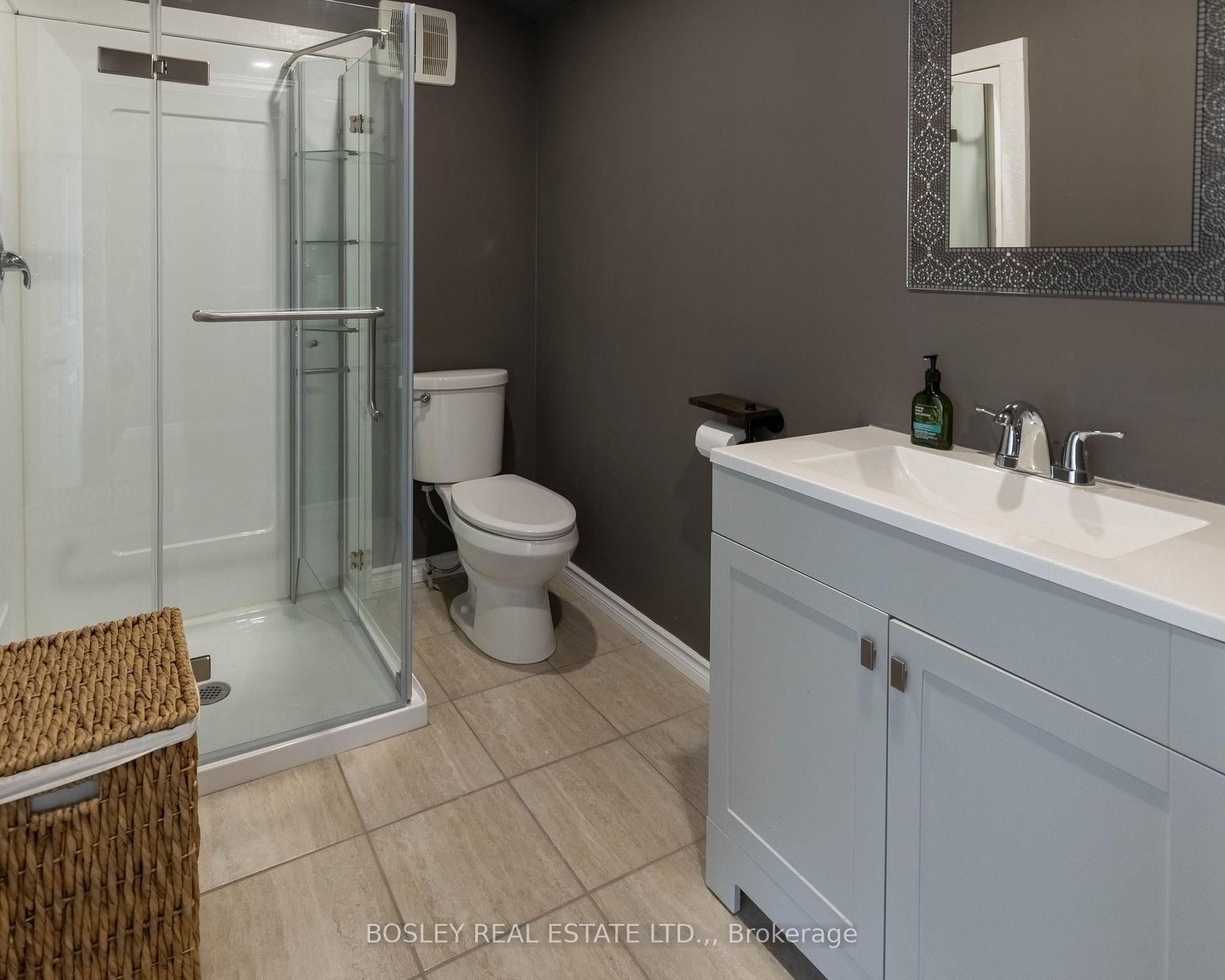 4949 Lyon's Parkway • Niagara Falls, ON photo 38
