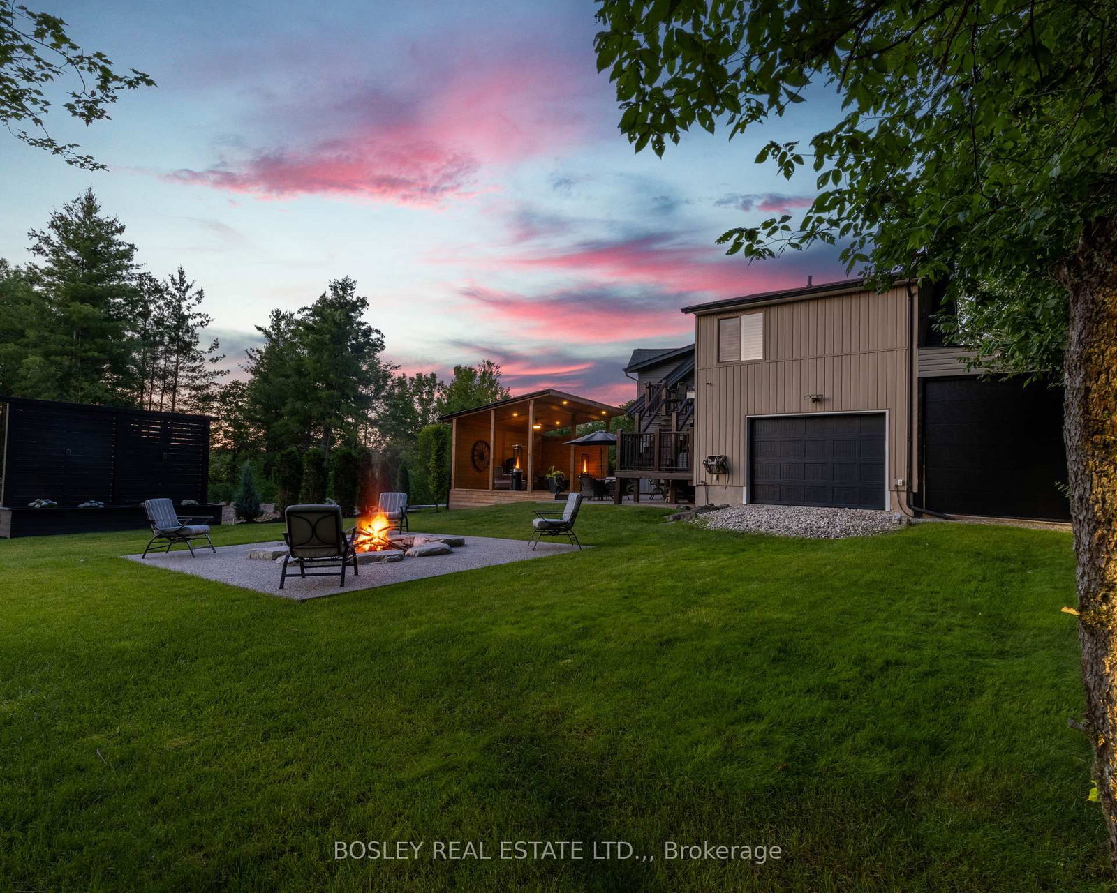 4949 Lyon's Parkway • Niagara Falls, ON photo 42