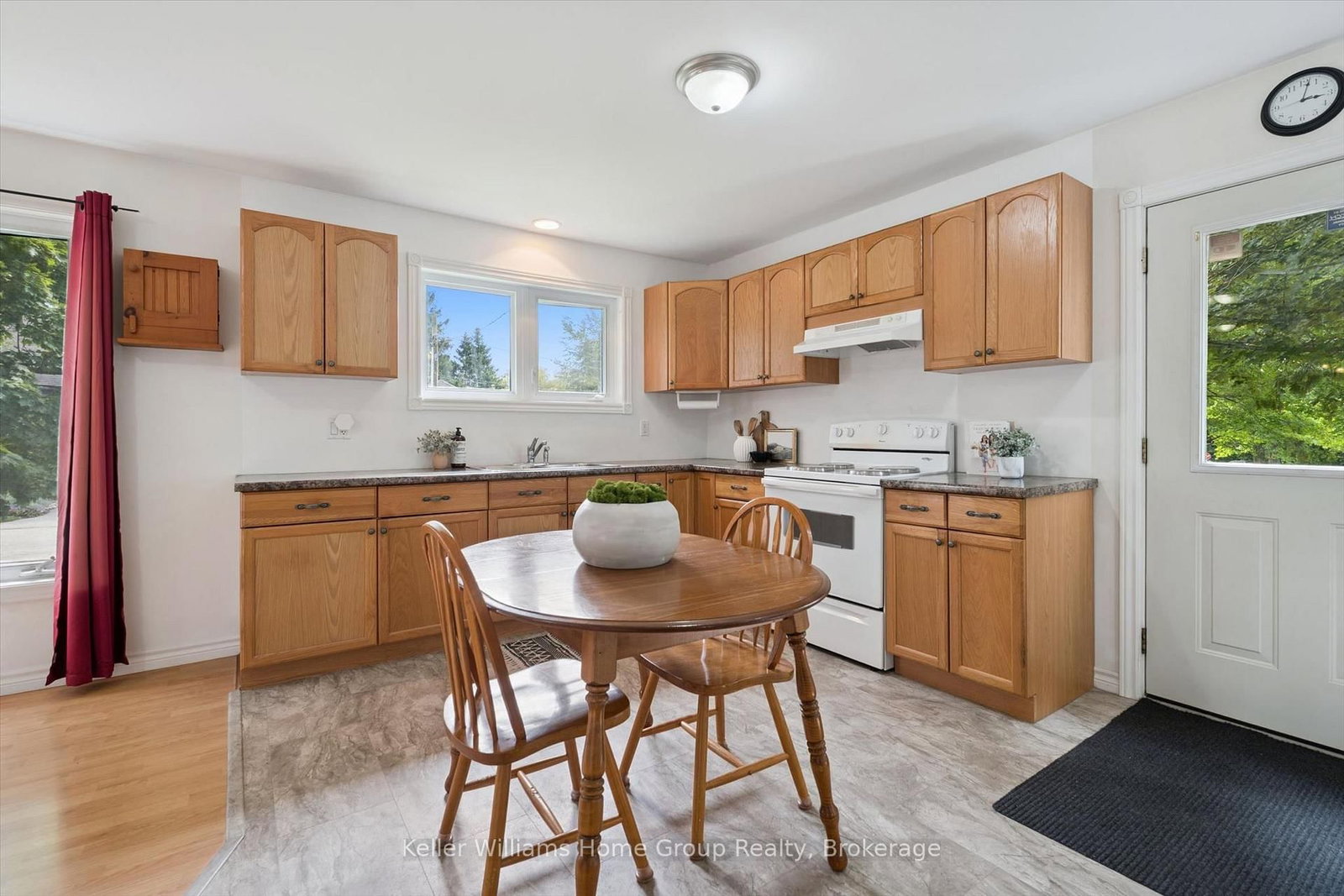 52 Cooper Street • East Luther Grand Valley, ON photo 12