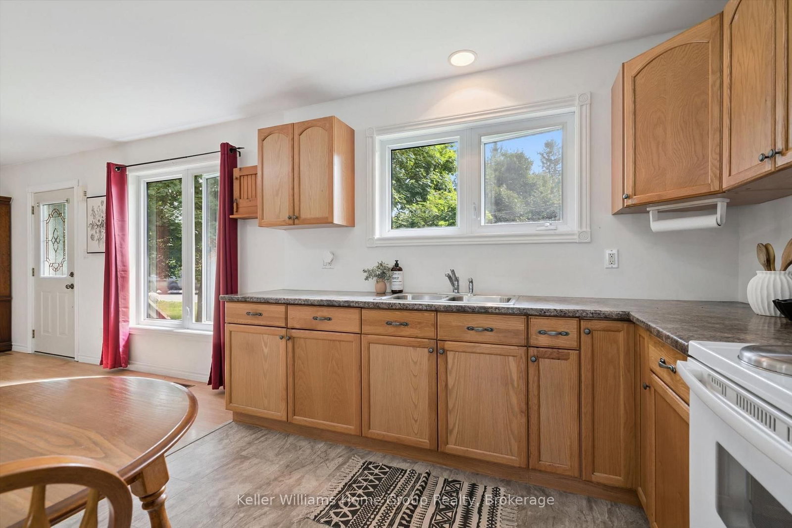 52 Cooper Street • East Luther Grand Valley, ON photo 14