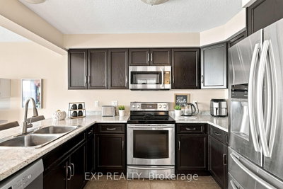 187 Eden Oak Trail • Kitchener, ON photo 9