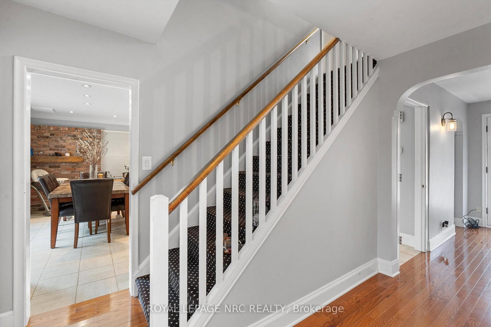 9 Pine Street • Niagara-on-the-Lake, ON photo 18