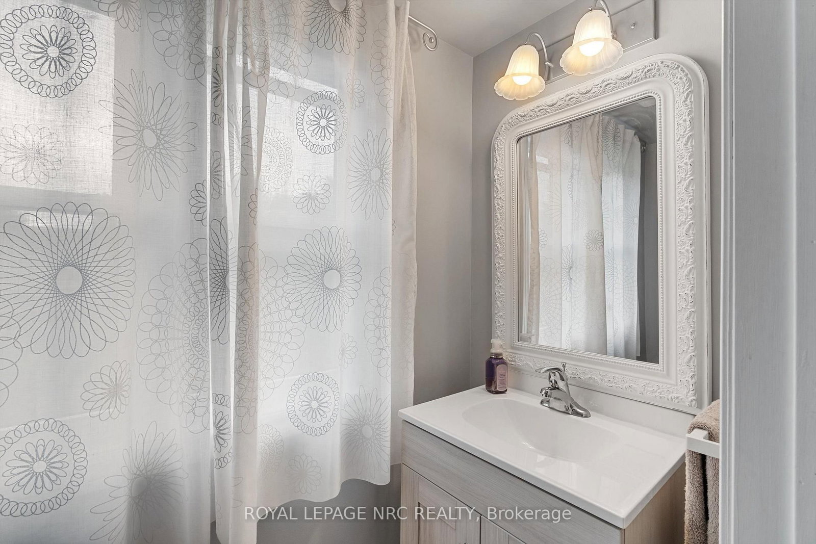 9 Pine Street • Niagara-on-the-Lake, ON photo 25