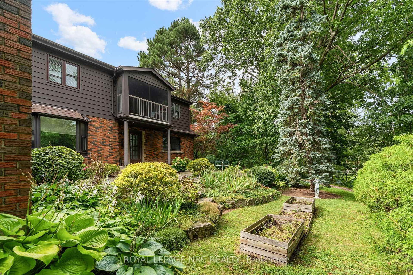 9 Pine Street • Niagara-on-the-Lake, ON photo 39