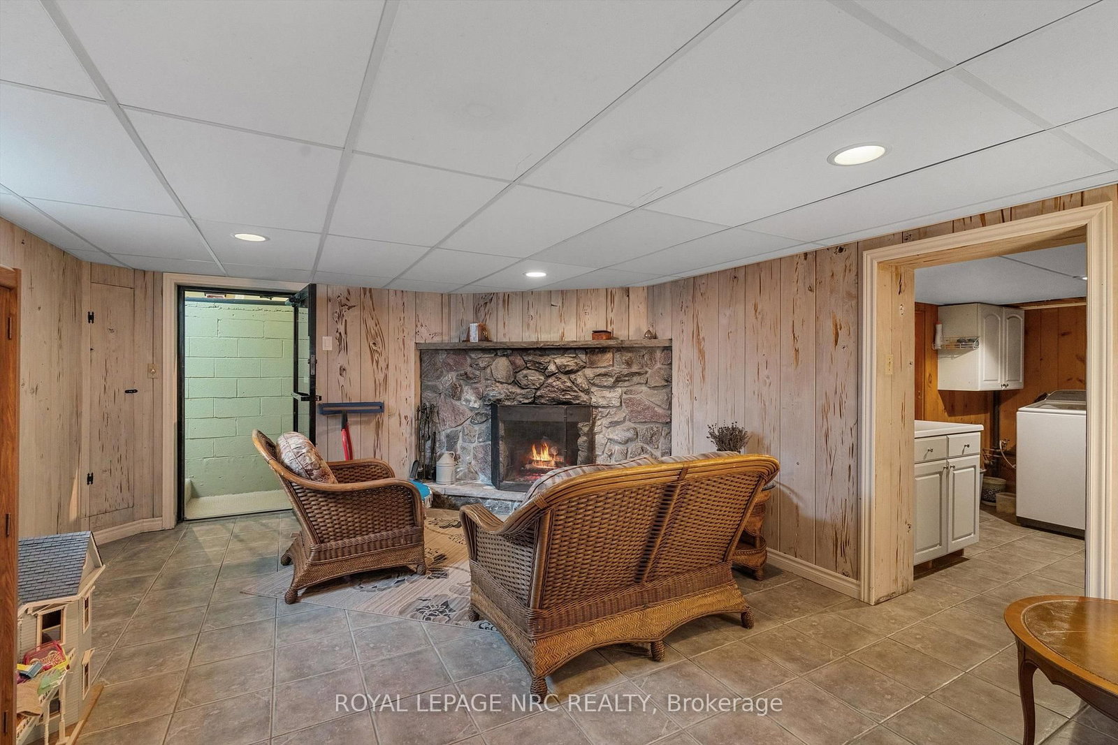 9 Pine Street • Niagara-on-the-Lake, ON photo 46