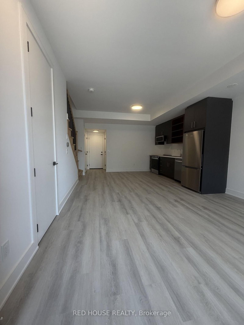 175 Everett Common