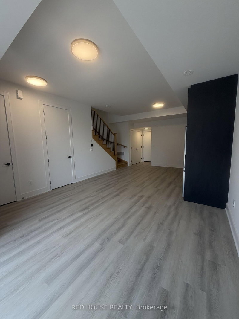 175 Everett Common