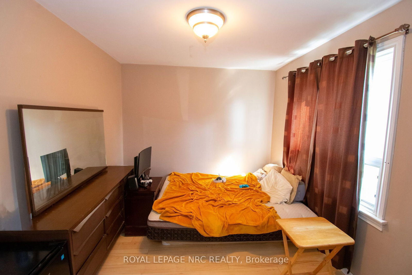 13 Mildred Avenue • St. Catharines, ON photo 21