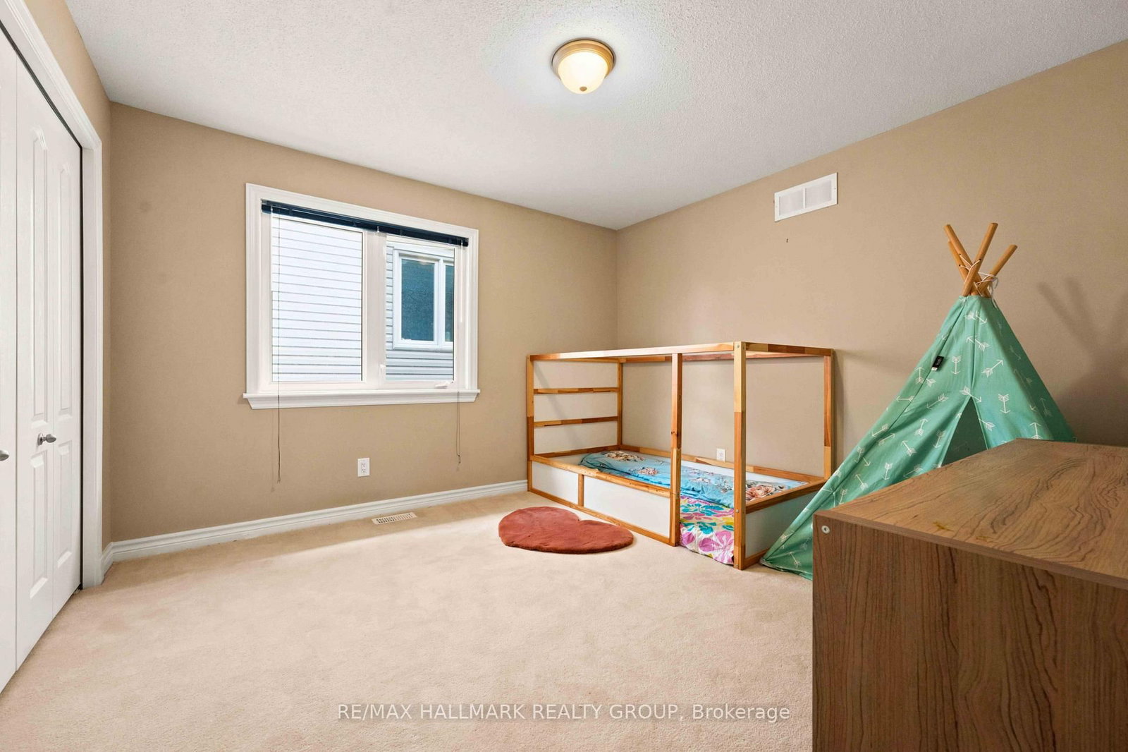 328 Laughlin Circle • Ottawa, ON photo 21