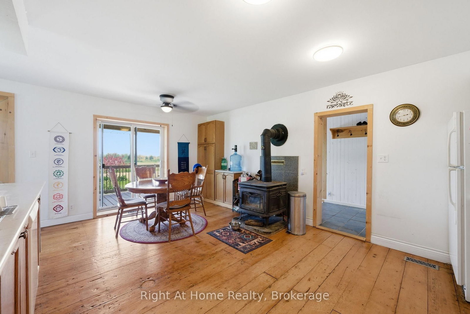 660 County Rd 19 Road • Prince Edward County, ON photo 11