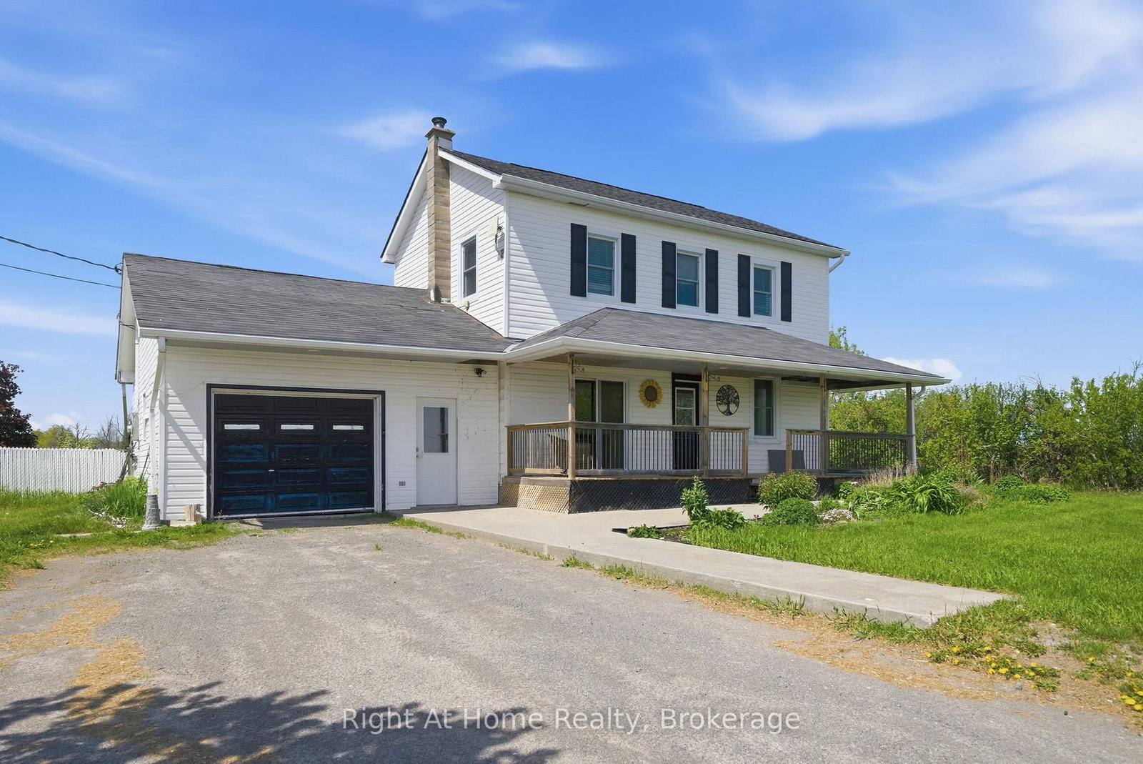 660 County Rd 19 Road • Prince Edward County, ON photo 3