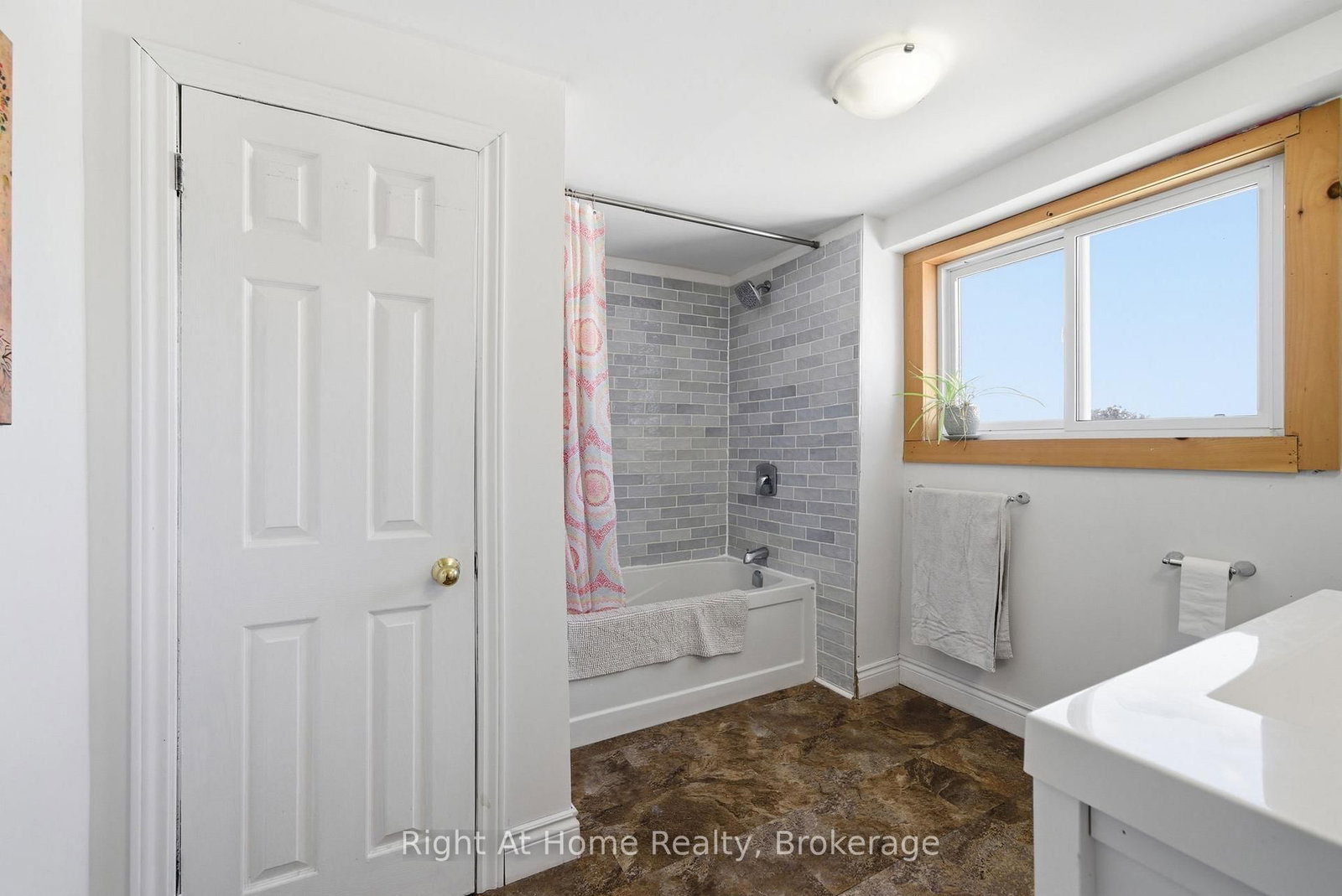 660 County Rd 19 Road • Prince Edward County, ON photo 42